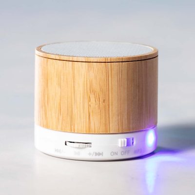 Altoparlante Bluetooth in bambù