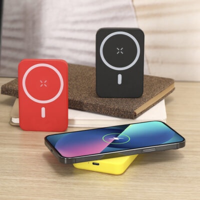 Power Bank con ricarica wireless